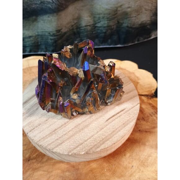 Rainbow Aqua Aura Quartz Crystal Cluster Points Titanium Coating .95lbs - Picture 11 of 16